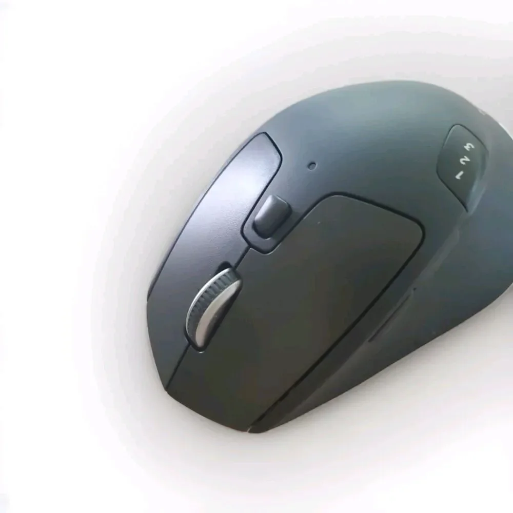 Logitech M720 Triathlon Multi-Device Wireless Mouse, Black